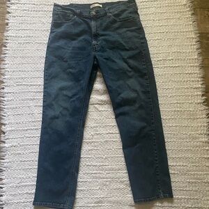 Mens Dark Washed Signature  Levi Strauss Jeans Size 38x32